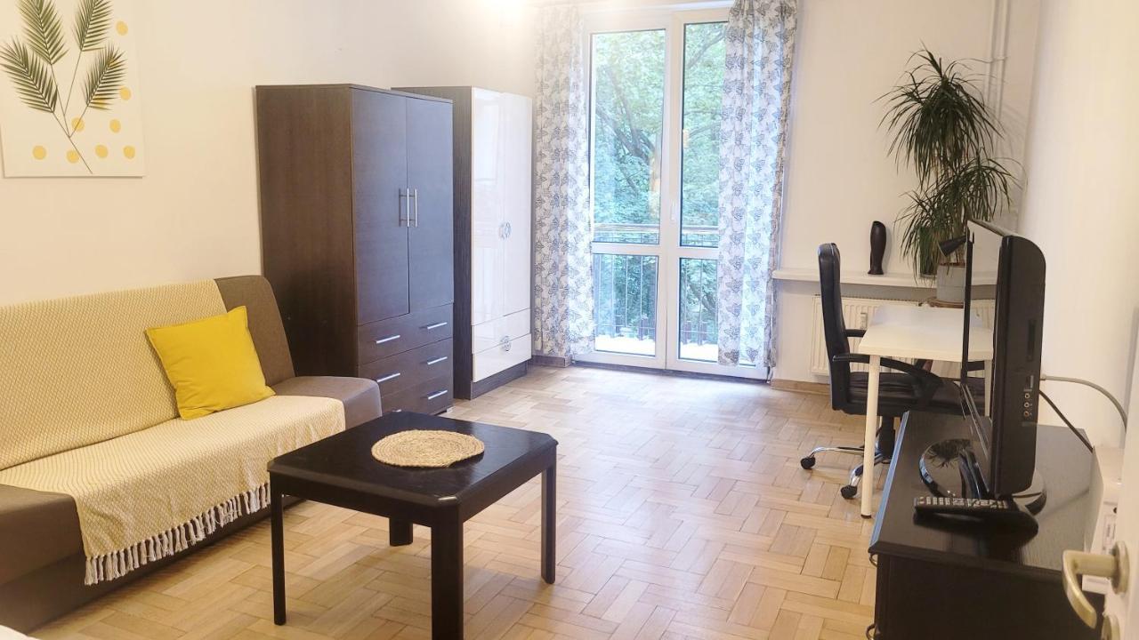 Happy Life - Apartment Next To Metro Station 华沙 外观 照片